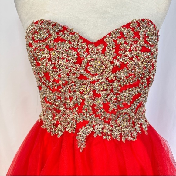 Damas By Tiffany Designs Beaded Dress GownSz Small Tulle Little Red Lace Corset - Picture 2 of 14